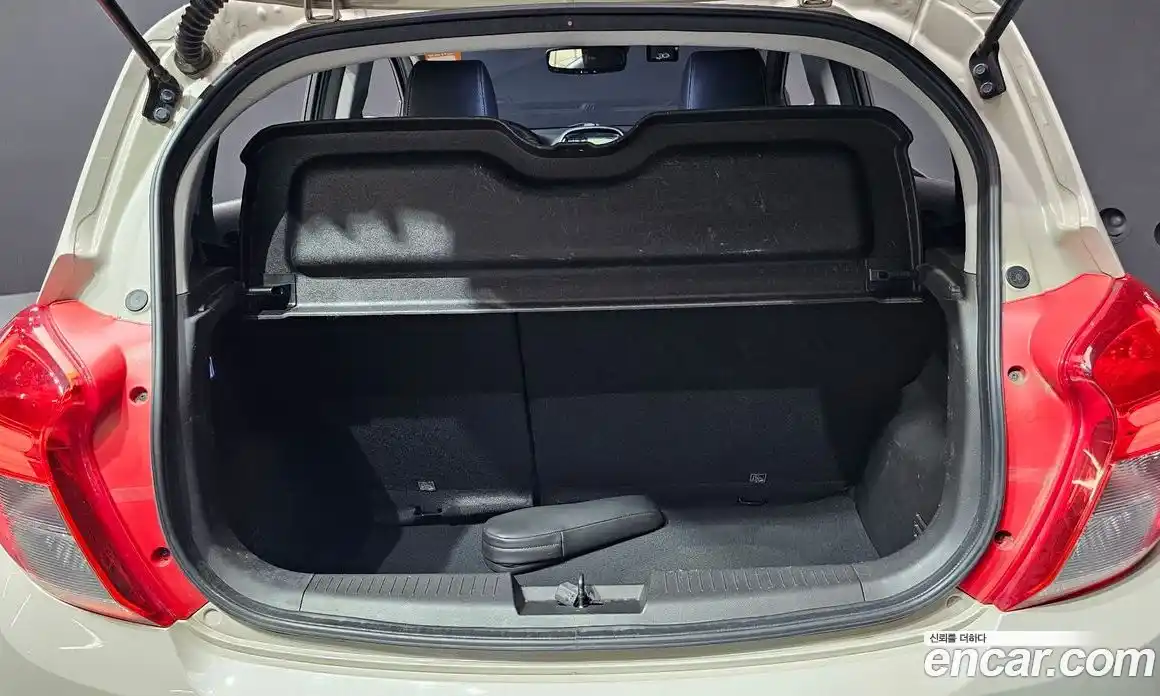 Chevrolet Spark 2017 1.0 Автомат в Москве № 37924, фото 5