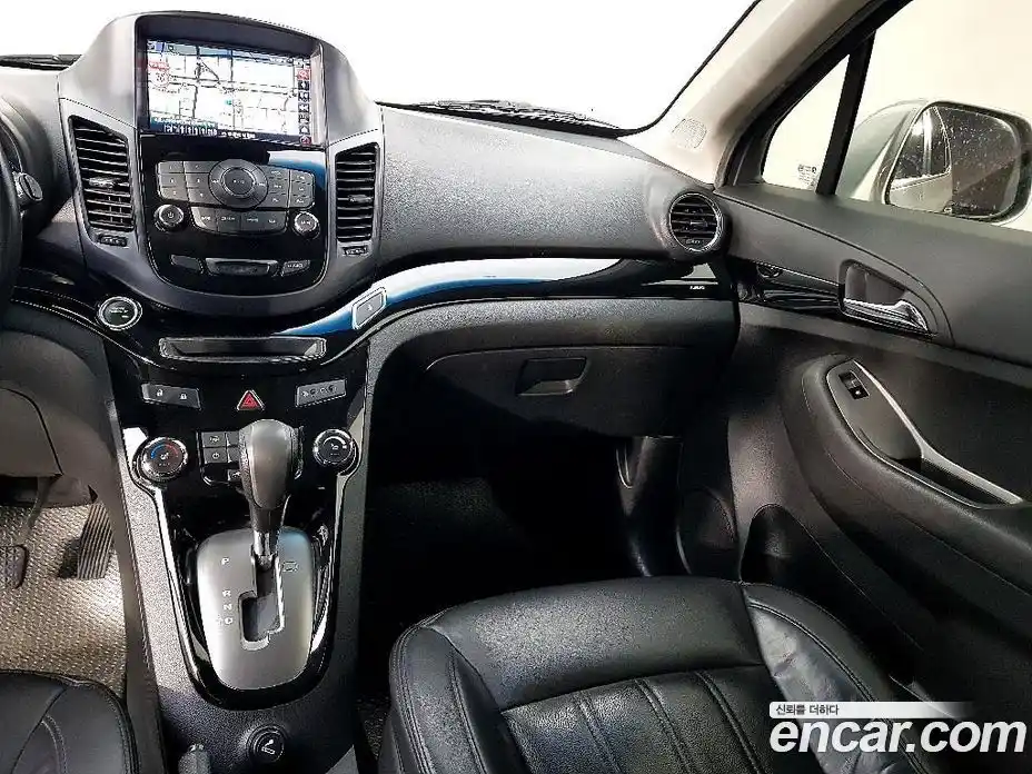 Chevrolet Orlando 2012 2.0 Автомат в Москве № 38587, фото 10