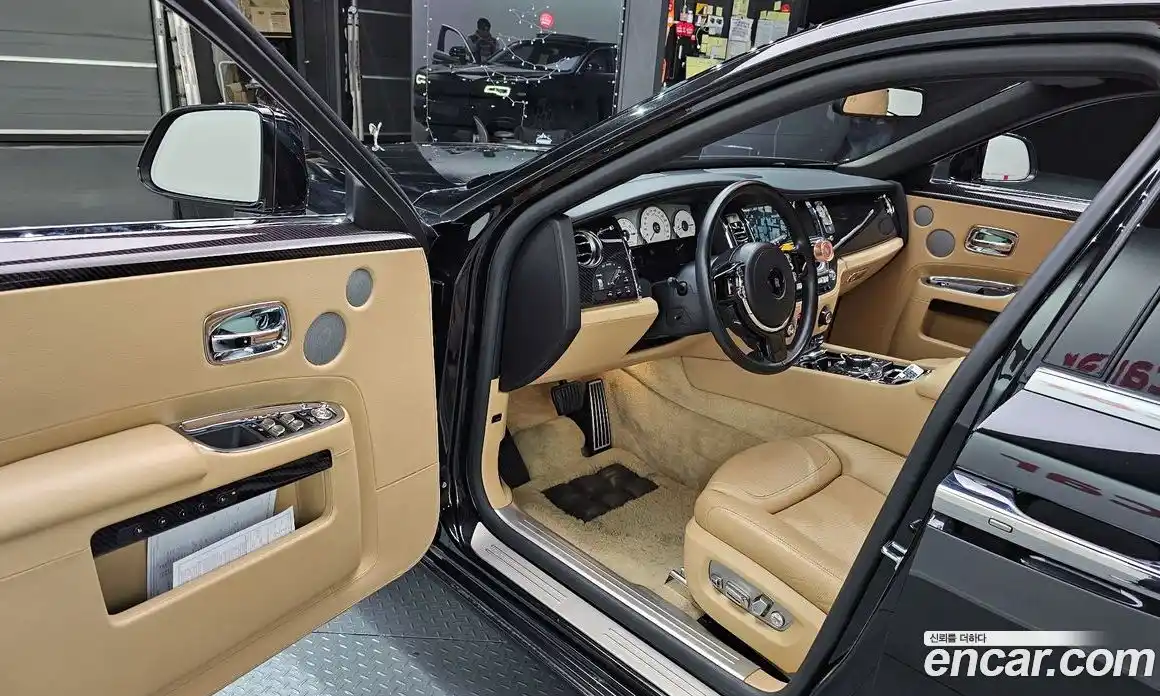 Rolls-Royce Ghost 2019 6.6 Автомат в Москве № 387350, фото 11