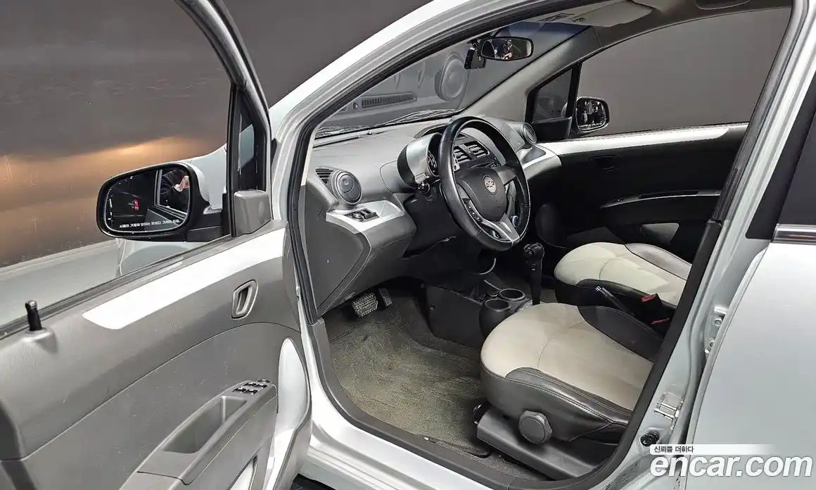 Chevrolet Spark 2012 1.0 Автомат в Москве № 40882, фото 16