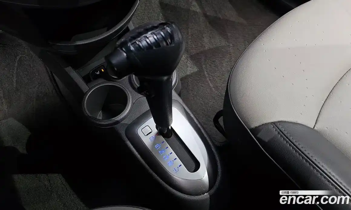 Chevrolet Spark 2012 1.0 Автомат в Москве № 40882, фото 3