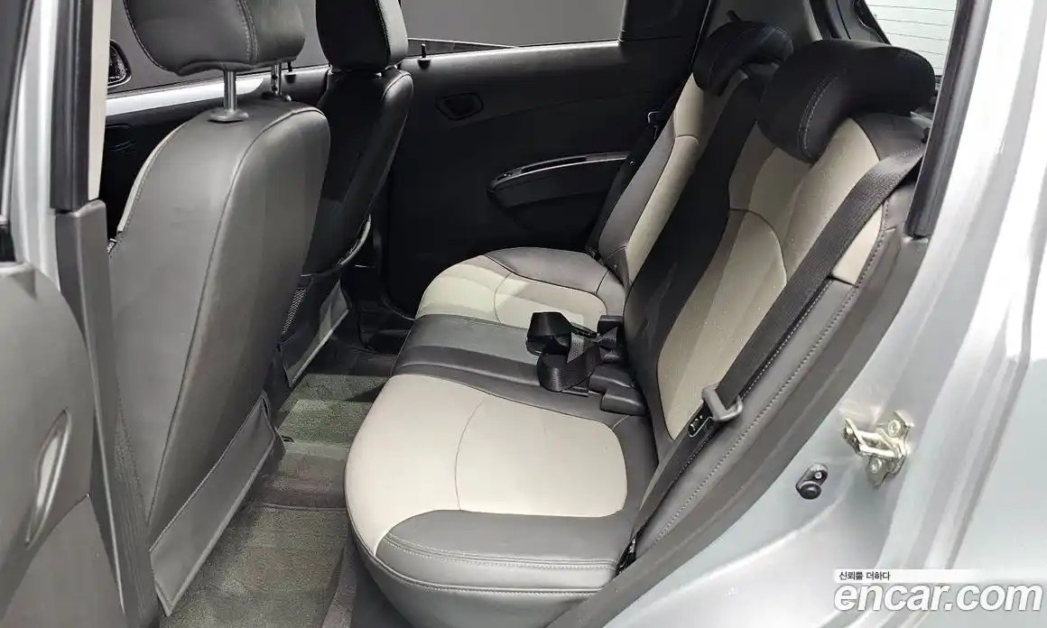 Chevrolet Spark 2012 1.0 Автомат в Москве № 40882, фото 9