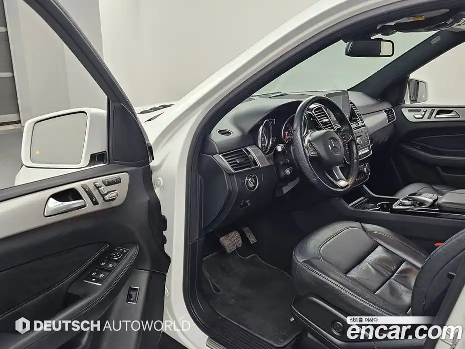 Mercedes-Benz GLE-Class 2018 3.0 Автомат в Москве № 413694, фото 11