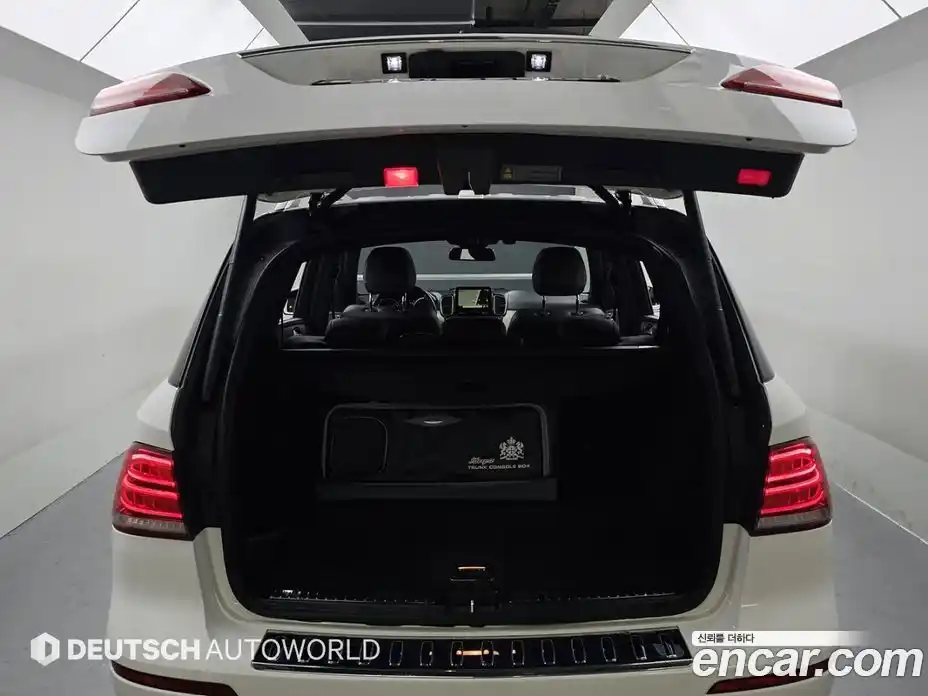 Mercedes-Benz GLE-Class 2018 3.0 Автомат в Москве № 413694, фото 19