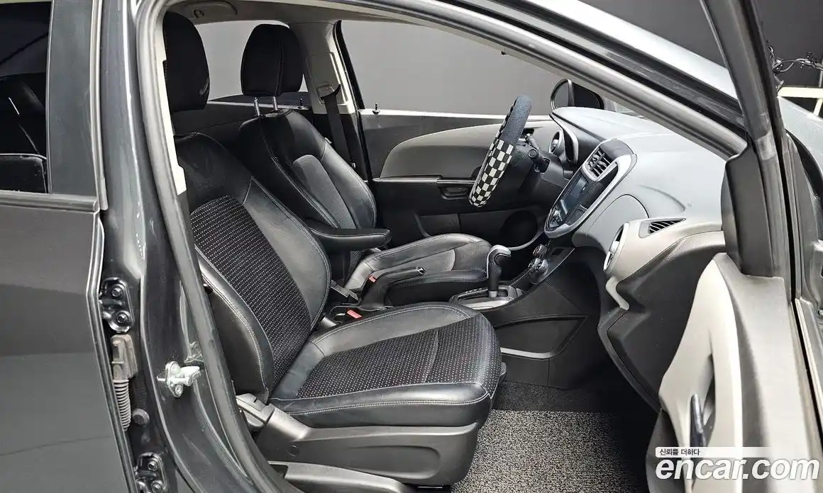 Chevrolet Aveo 2018 1.4 Автомат в Москве № 41392, фото 12