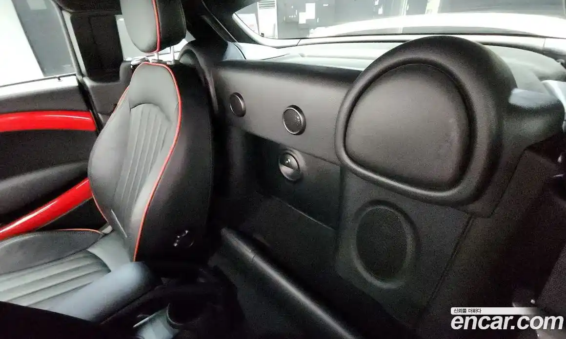 Mini Coupe 2015 1.6 Автомат в Москве № 416961, фото 12