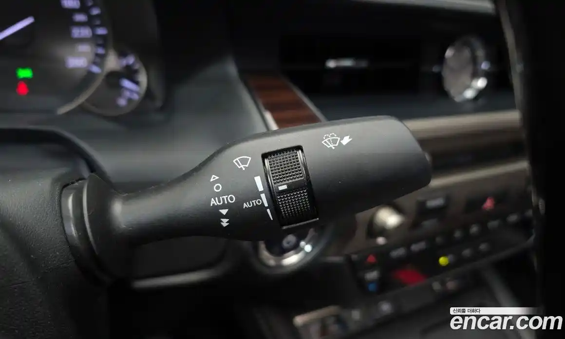 Lexus ES 2016 2.5 Автомат в Москве № 425013, фото 16