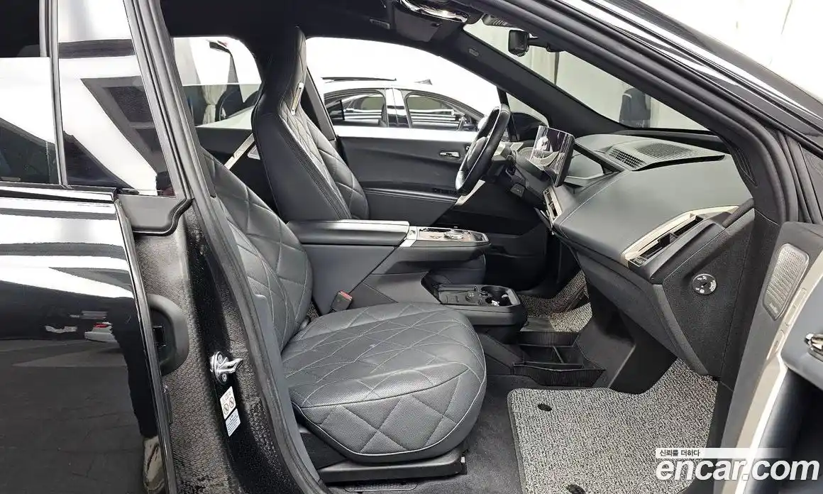 BMW iX 2023 0.3 Автомат в Москве № 425290, фото 11