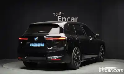 BMW iX 2023 0.3 Автомат в Москве № 425290, миниатюра 2