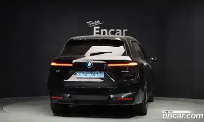 BMW iX 2023 0.3 Автомат в Москве № 425290, миниатюра 4