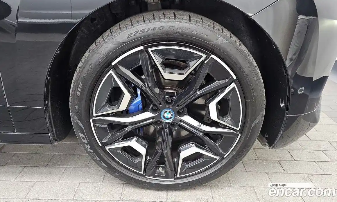 BMW iX 2023 0.3 Автомат в Москве № 425290, фото 5