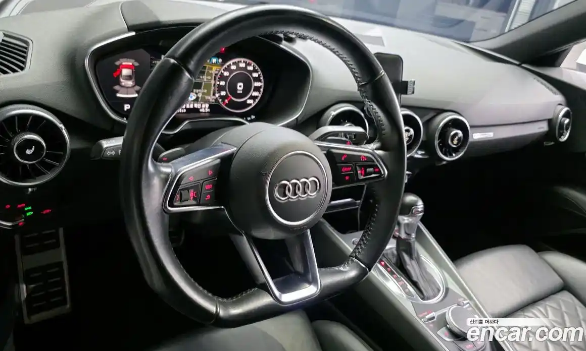 Audi TT 2016 2.0 Автомат в Москве № 429083, фото 13