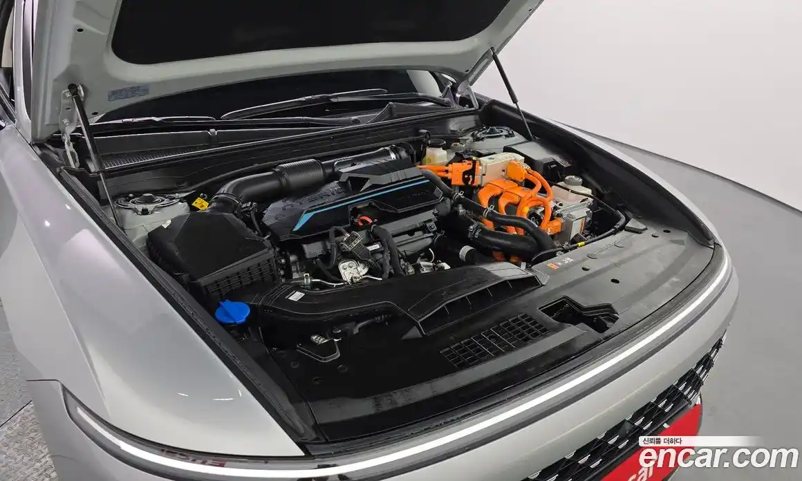 Hyundai Grandeur 2023 1.6 Автомат в Москве № 43045, фото 18