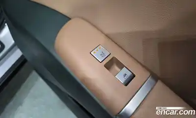 Hyundai Grandeur 2023 1.6 Автомат в Москве № 43045, миниатюра 4