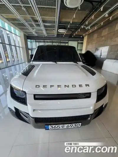 Land Rover Defender 2025 3.0 Автомат в Москве № 431608, миниатюра 4
