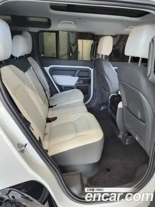 Land Rover Defender 2025 3.0 Автомат в Москве № 431608, фото 8