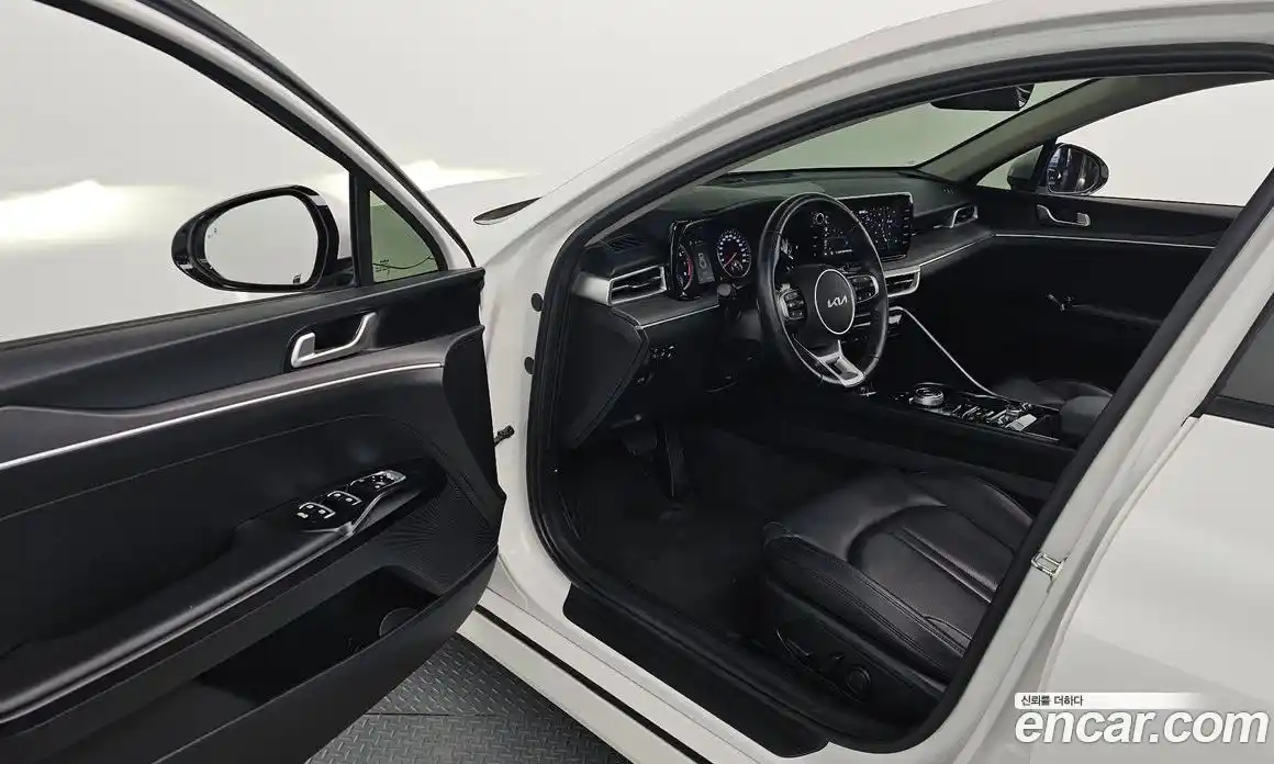 Kia K5 2022 2.0 Автомат в Москве № 452148, фото 11