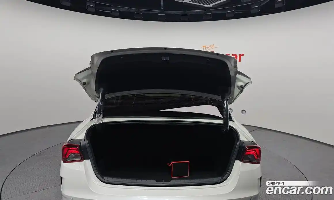 Kia K5 2022 2.0 Автомат в Москве № 452148, фото 20