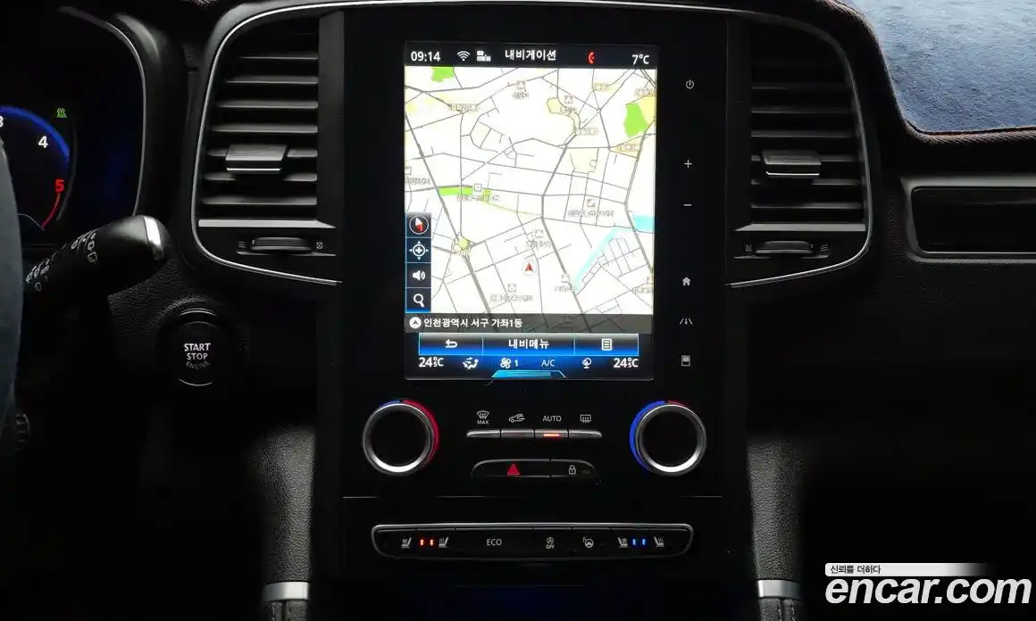 Renault QM6 2017 2.0 Автомат в Москве № 456215, фото 14