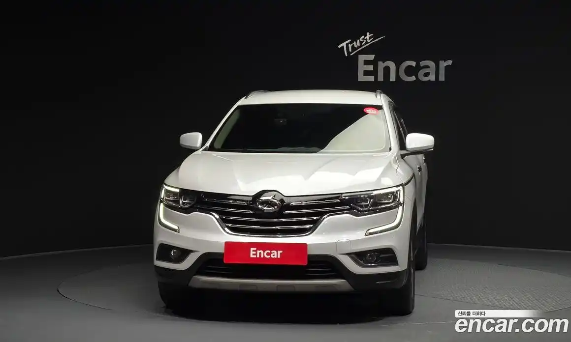 Renault QM6 2017 2.0 Автомат в Москве № 456215, фото 3