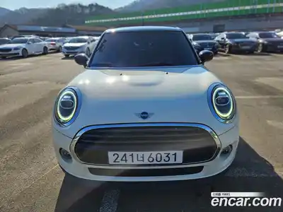 Mini Cooper 2021 1.5 Автомат в Москве № 457250, миниатюра 3