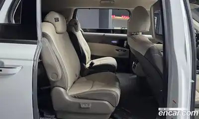 Kia Canival 2023 2.2 Автомат в Москве № 459859, миниатюра 12