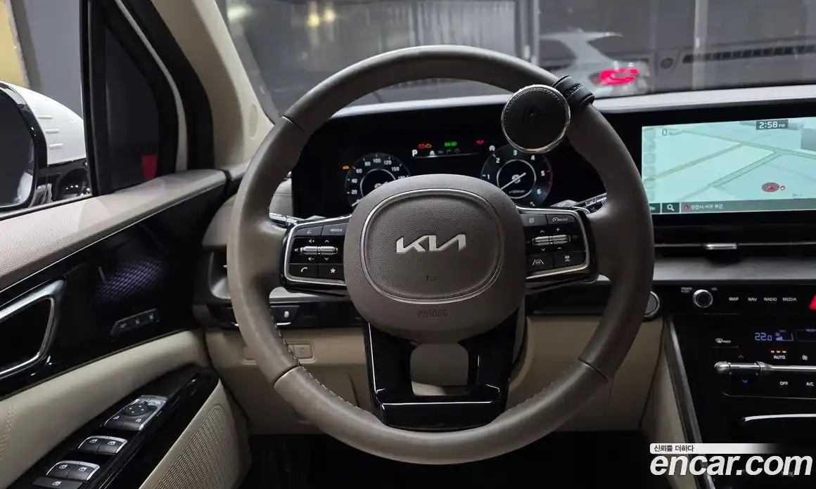 Kia Canival 2023 2.2 Автомат в Москве № 459859, фото 13