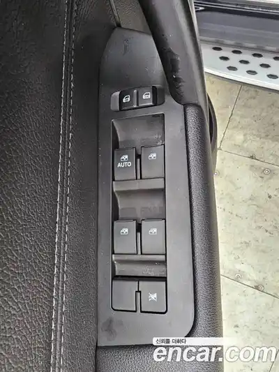 Chevrolet Captiva 2016 2.0 Автомат в Москве № 462179, миниатюра 12