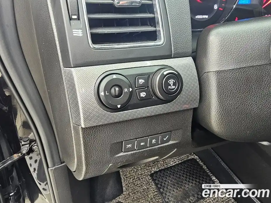 Chevrolet Captiva 2016 2.0 Автомат в Москве № 462179, фото 18