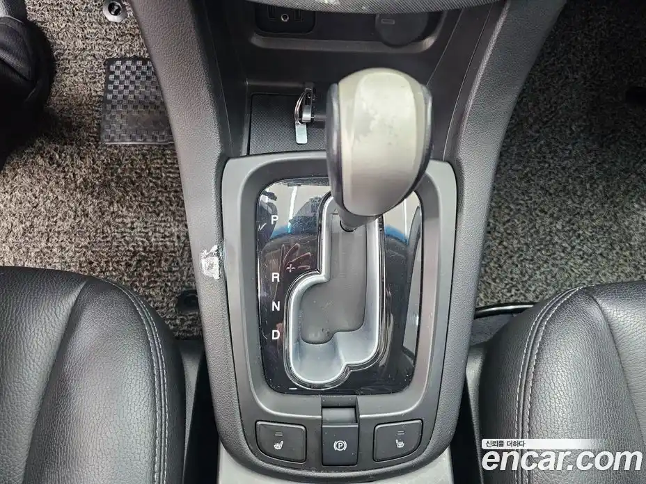 Chevrolet Captiva 2016 2.0 Автомат в Москве № 462179, фото 9