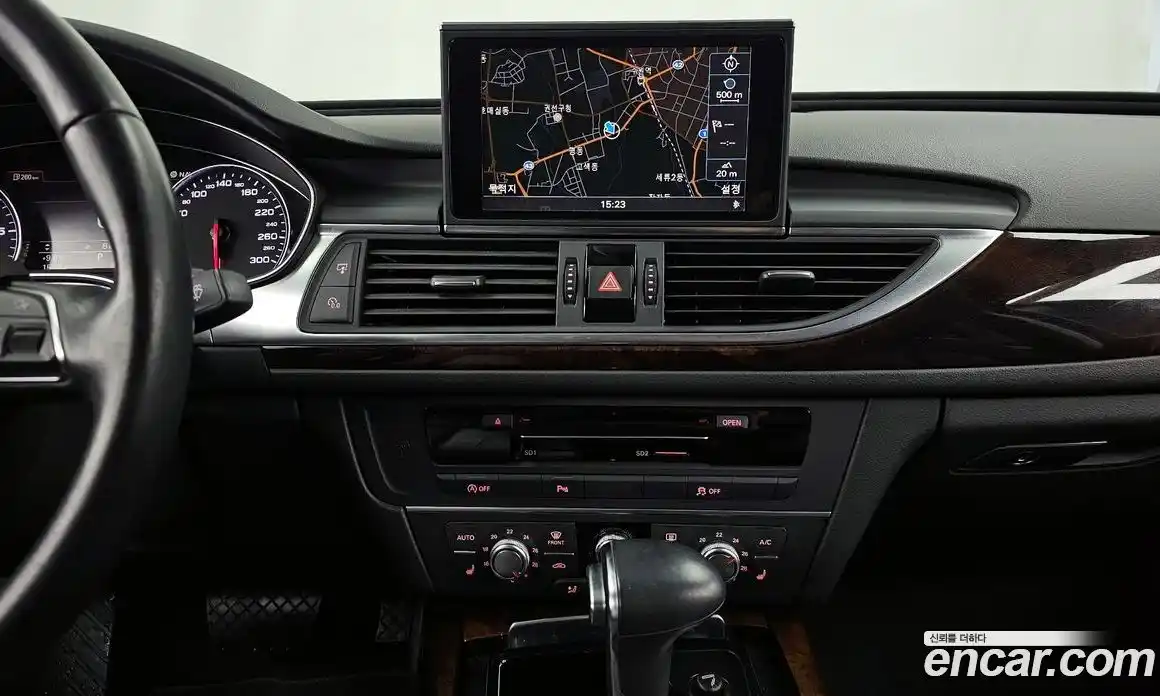 Audi A6 2014 2.0 Автомат в Москве № 469389, фото 15