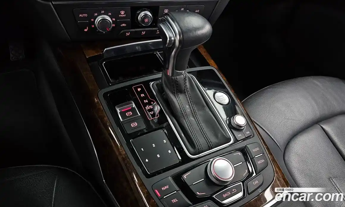 Audi A6 2014 2.0 Автомат в Москве № 469389, фото 9