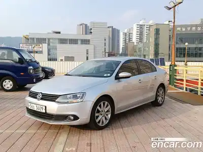 Volkswagen Jetta, 2013