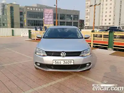Volkswagen Jetta 2013 2.0 Автомат в Москве № 472543, миниатюра 2
