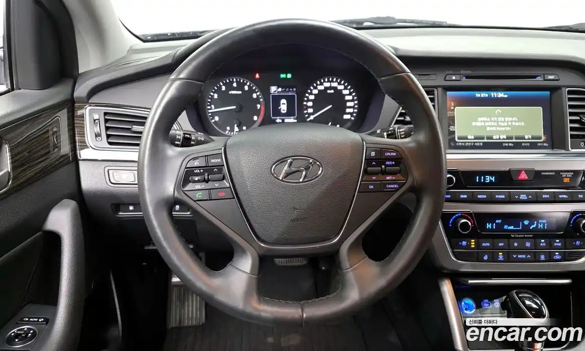 Hyundai Sonata 2017 2.0 Автомат в Москве № 47905, фото 13