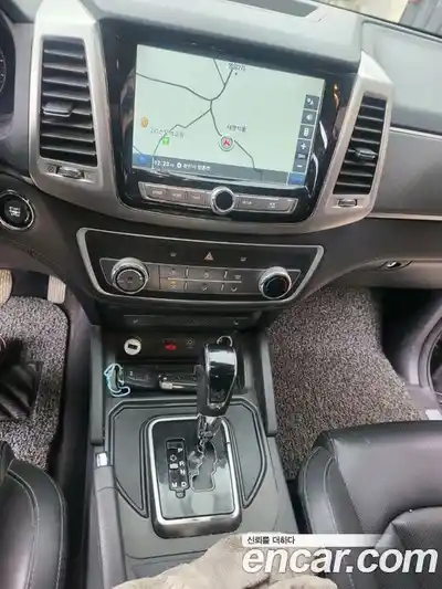 SsangYong Rexton 2018 2.2 Автомат в Москве № 491422, миниатюра 8