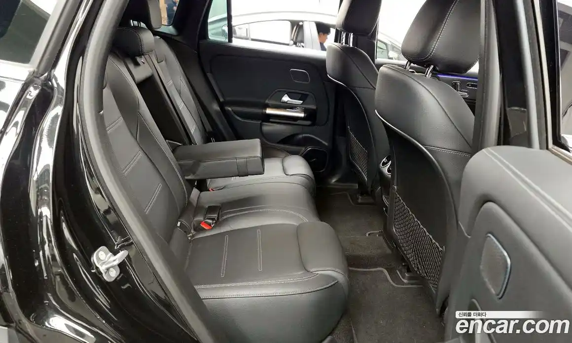 Mercedes-Benz EQA 2023 0.2 Автомат в Москве № 494567, фото 12