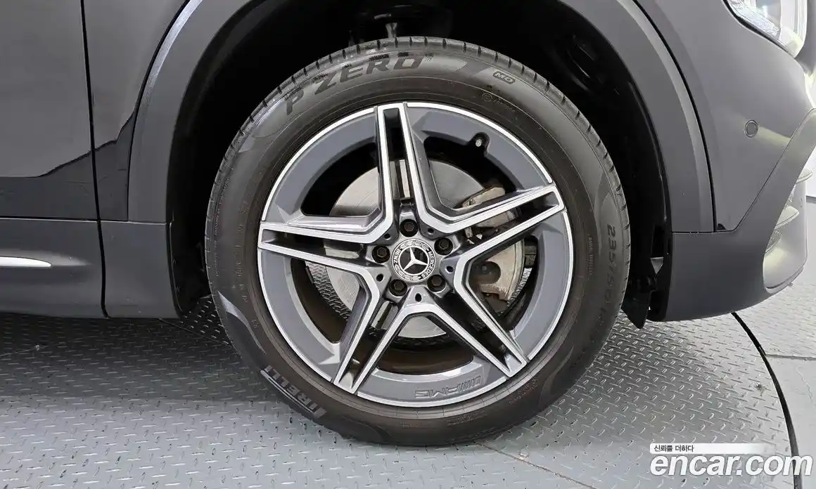 Mercedes-Benz GLB-Class 2023 2.0 Автомат в Москве № 494967, фото 5