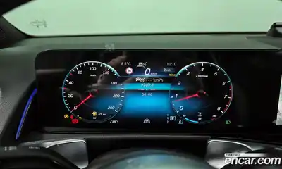 Mercedes-Benz GLB-Class 2023 2.0 Автомат в Москве № 494967, миниатюра 8