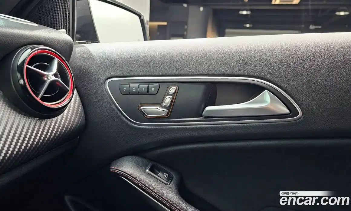 Mercedes-Benz A-Class 2018 2.0 Автомат в Москве № 495662, фото 18