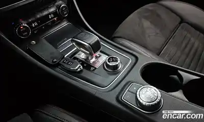 Mercedes-Benz A-Class 2018 2.0 Автомат в Москве № 495662, миниатюра 9