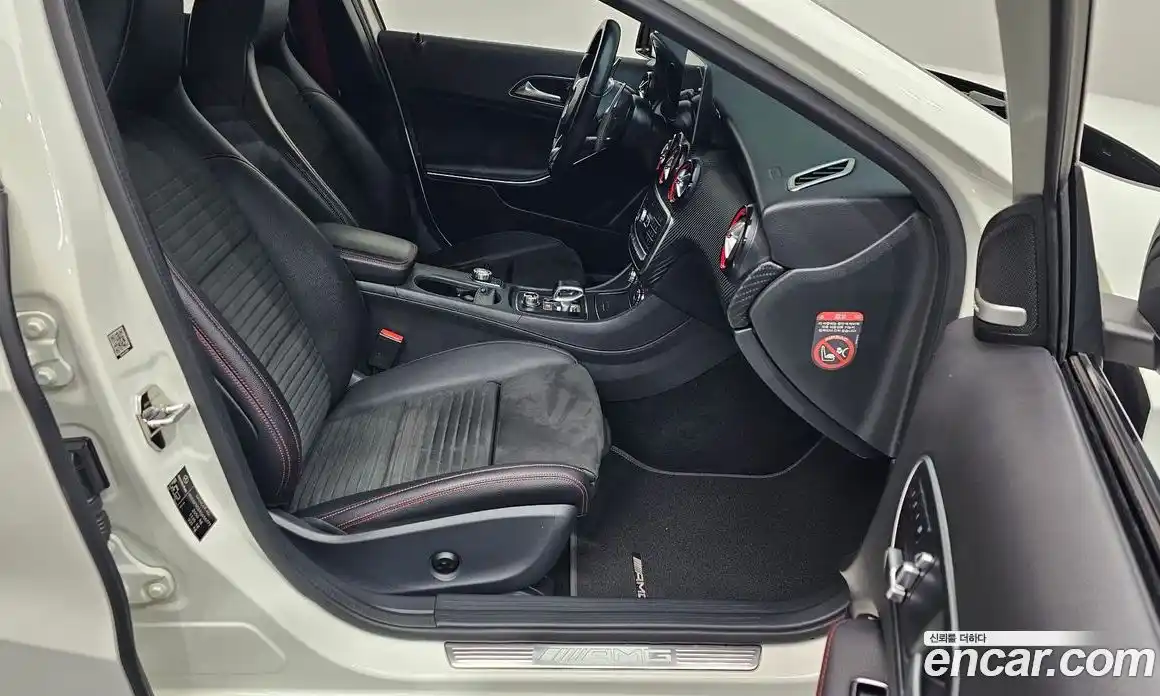 Mercedes-Benz A-Class 2018 2.0 Автомат в Москве № 495662, фото 10