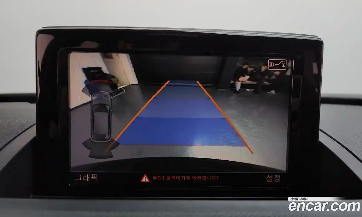 Audi Q3 2016 2.0 Автомат в Москве № 496652, фото 16