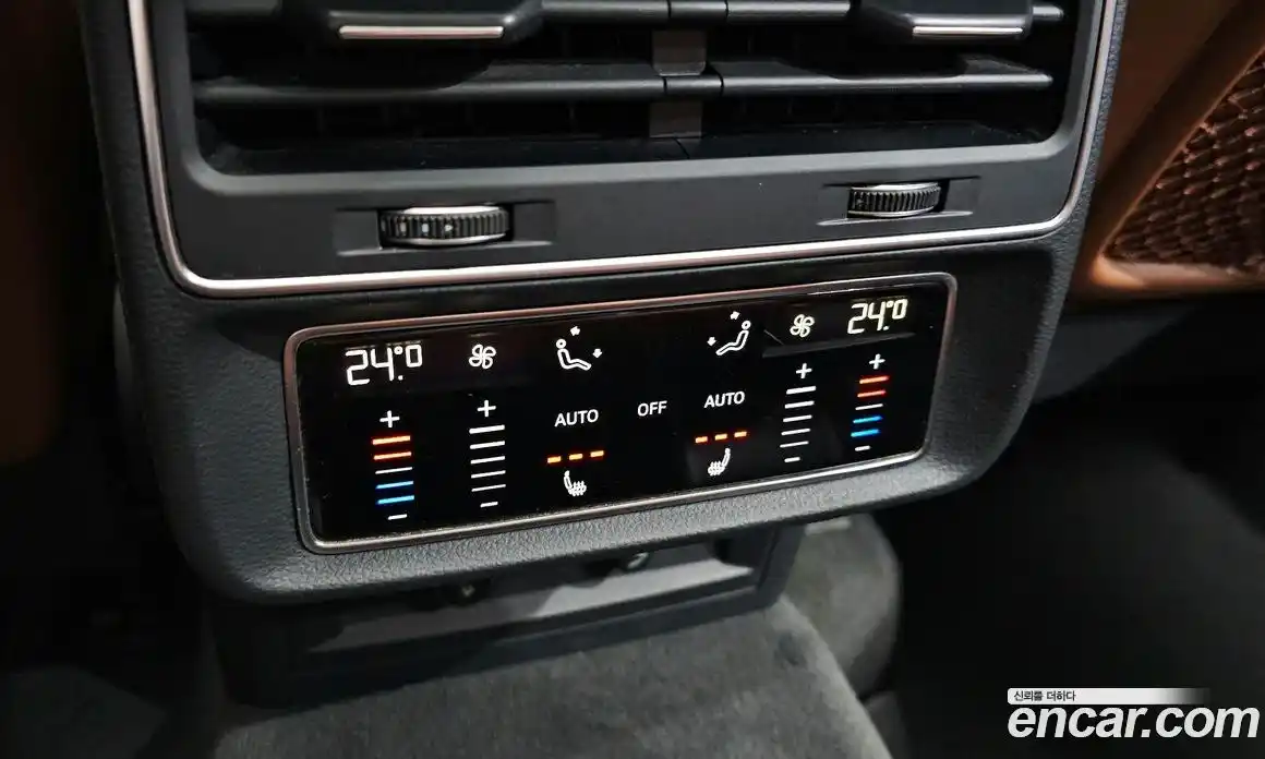 Audi Q7 2021 3.0 Автомат в Москве № 496884, фото 17