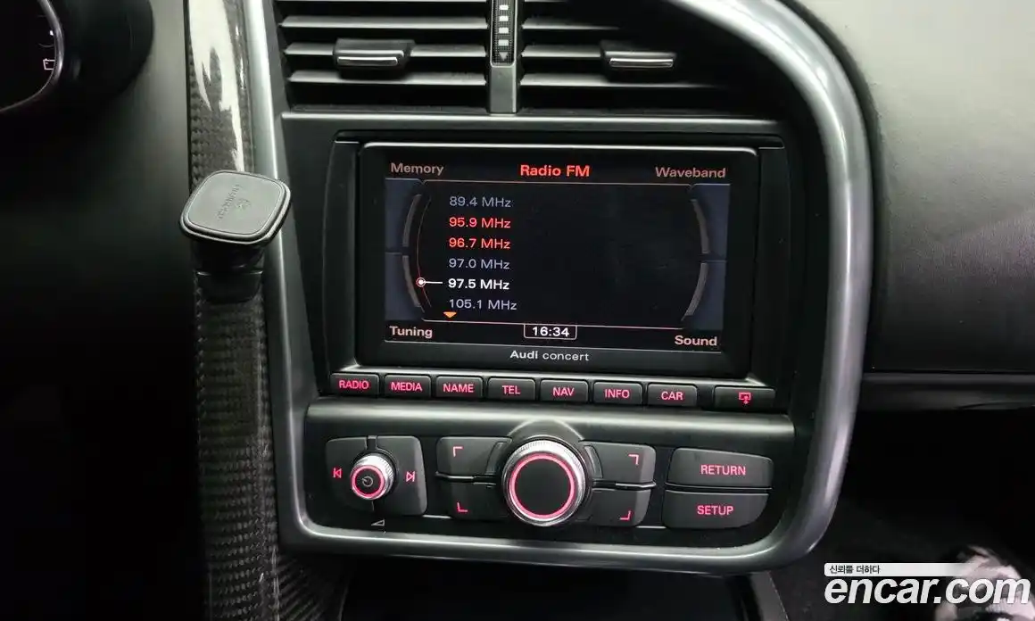 Audi R8 2010 5.2 Автомат в Москве № 496930, фото 13