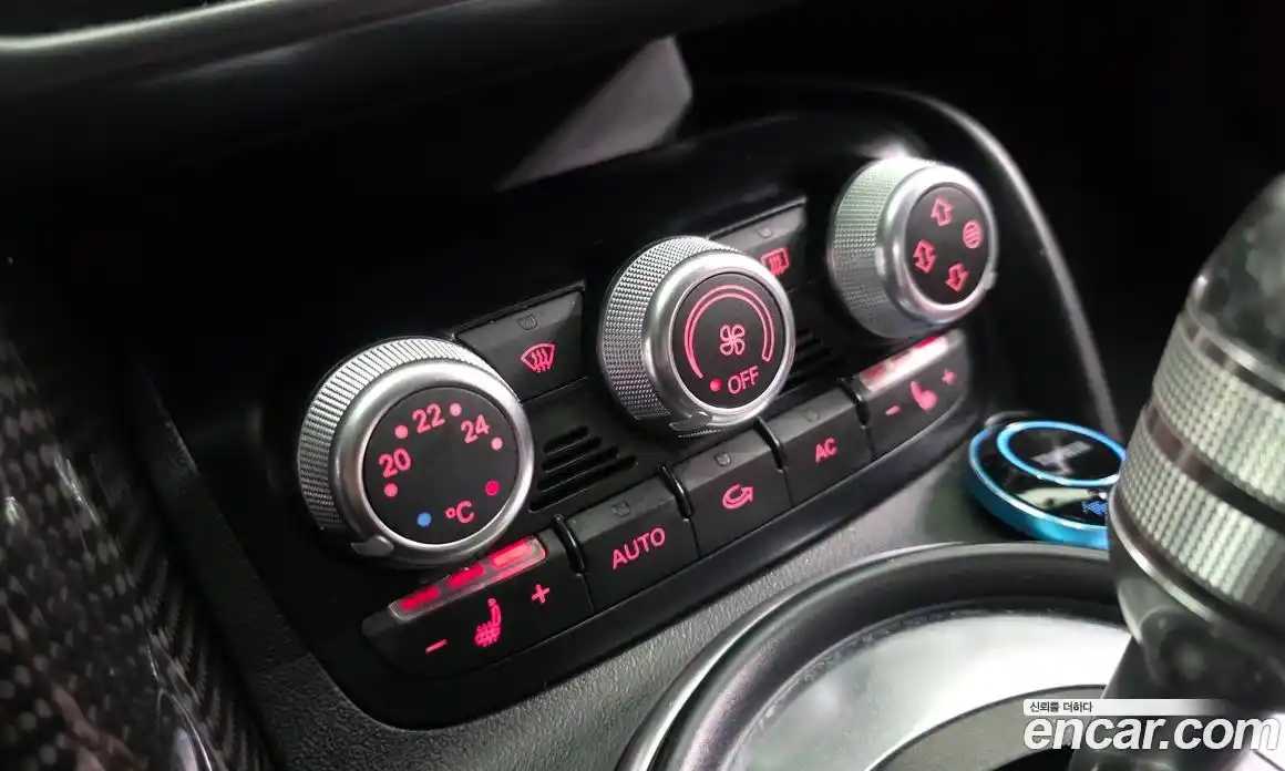 Audi R8 2010 5.2 Автомат в Москве № 496930, фото 15