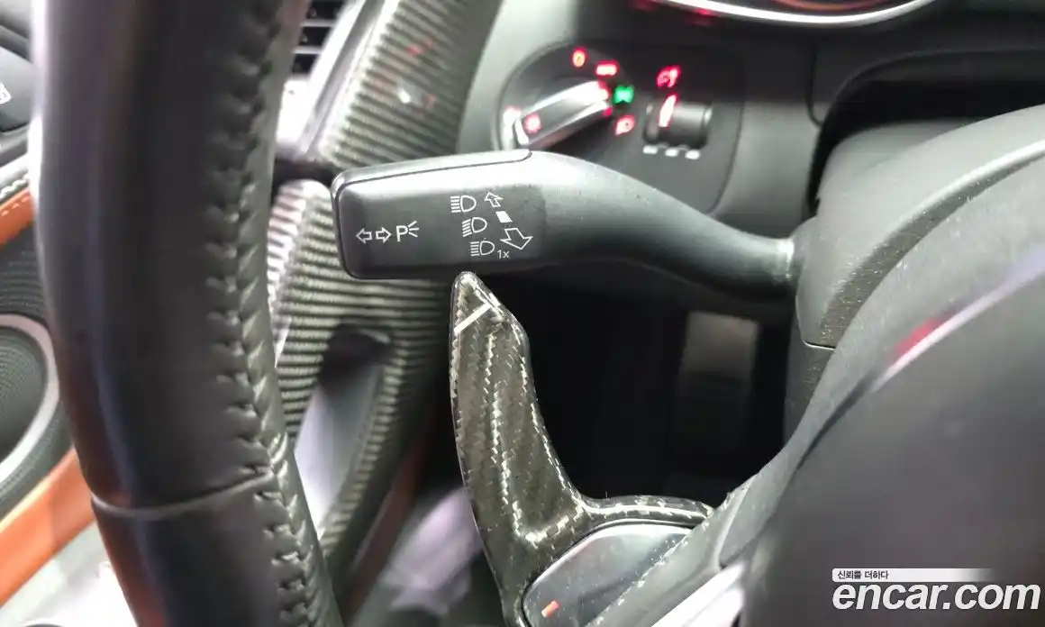 Audi R8 2010 5.2 Автомат в Москве № 496930, фото 19