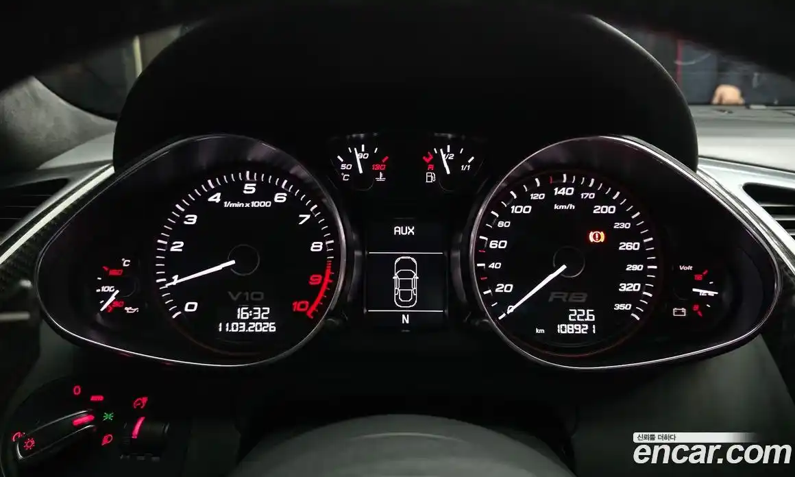 Audi R8 2010 5.2 Автомат в Москве № 496930, фото 8