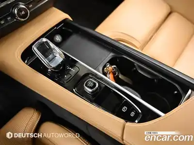 Volvo S90 2023 2.0 Автомат в Москве № 497592, миниатюра 9