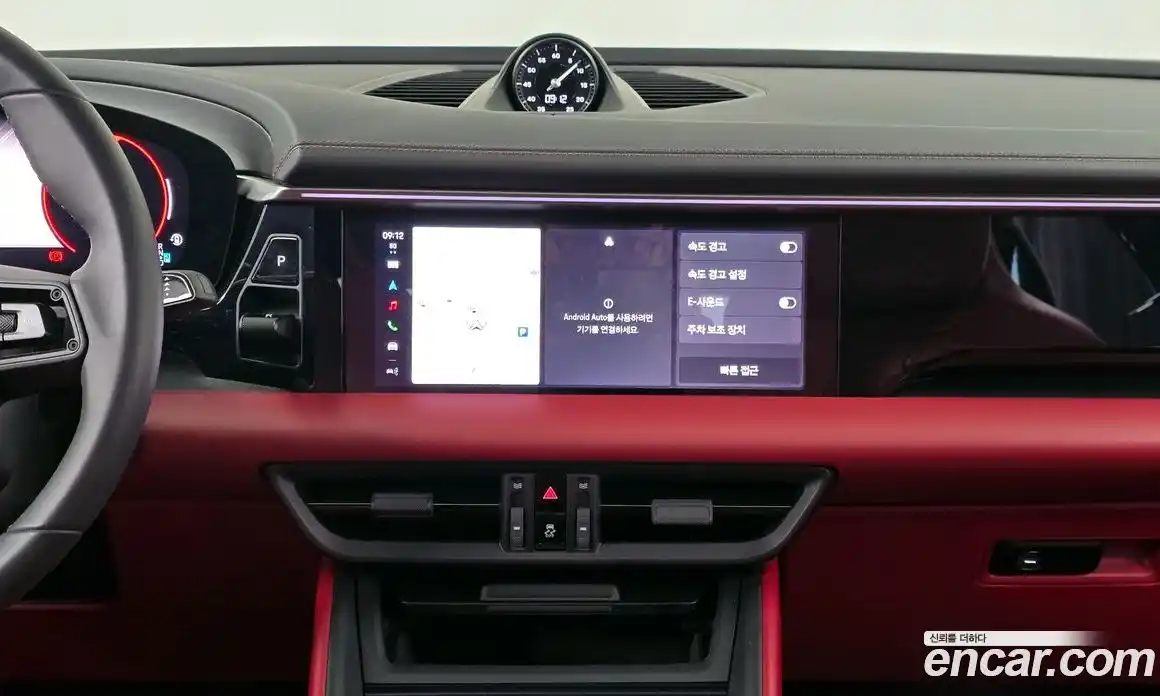 Porsche Macan 2025 0.2 Автомат в Москве № 498057, фото 14